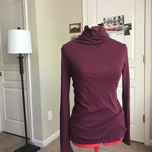 Gap Long Sleeve Turtleneck T Shirt